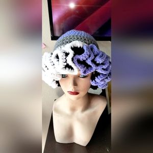 Ruffle beanie
